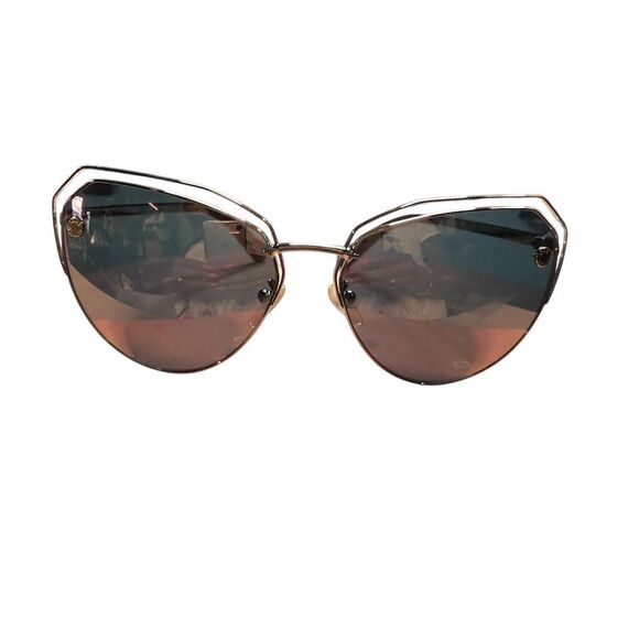 Louis Vuitton Cat Eye Sunglasses Gold Frame Gradient Lens Unisex Oversized - Picture 1 of 5